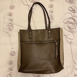 Two-toned vegan leather shoulder bag